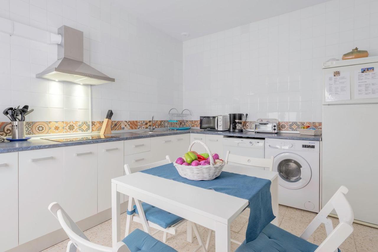 Vivienda del Siglo xviii en el Casco Histórico Villa El Puerto de Santa María Exterior foto