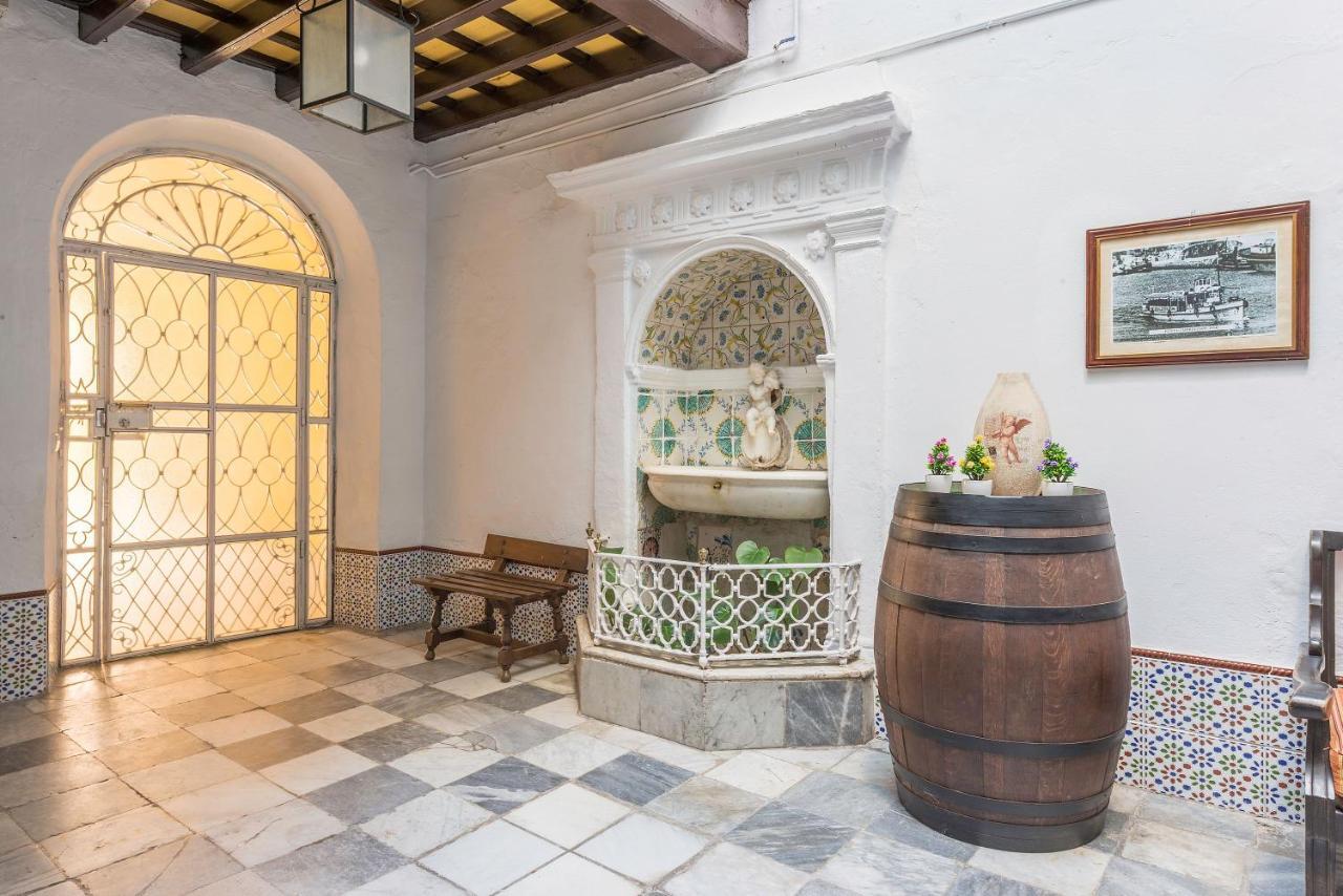 Vivienda del Siglo xviii en el Casco Histórico Villa El Puerto de Santa María Exterior foto